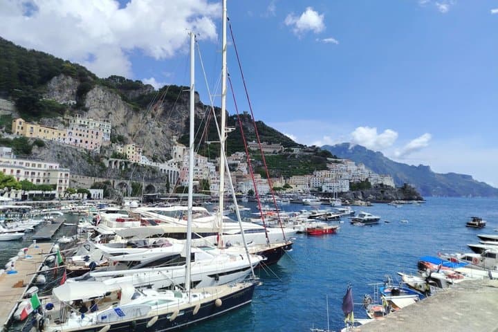 Private Day Trip from Rome to Amalfi and Positano with Luxury Car