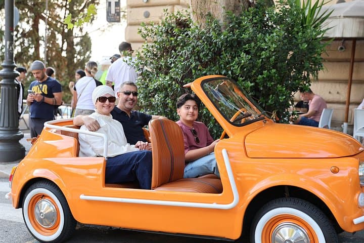 Fiat 500 Photography Tour in Rome by Classic Car