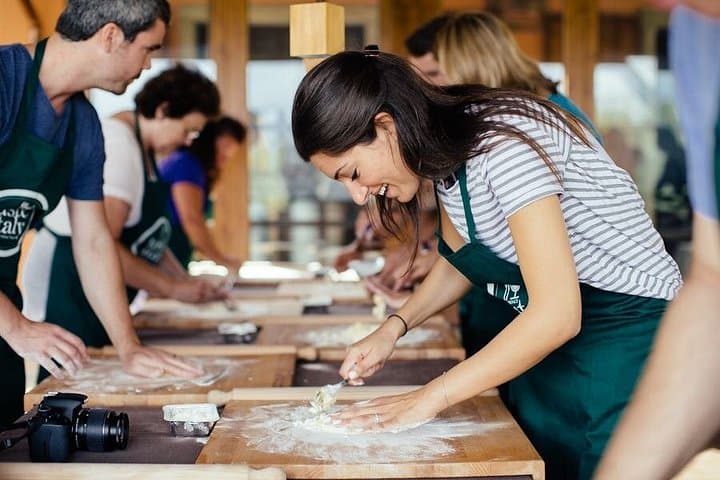 Tuscany Express Experience: Pasta Class & Wine Tour from Florence