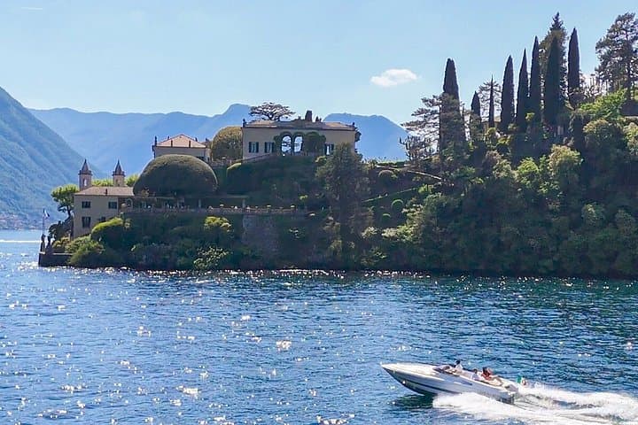 Villa Balbianello Gardens and Scenic Lake Como Private Boat Tour