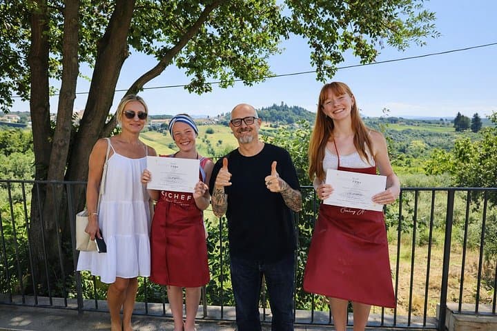 Best of Florence: Pizza & Tiramisu Cooking Class with Wine