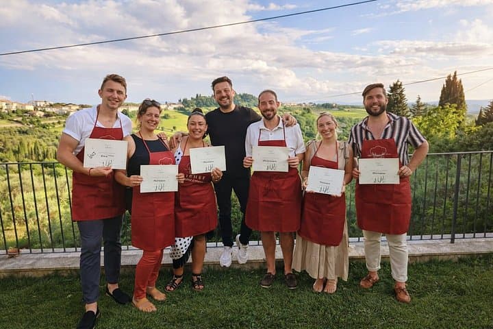 Best of Florence: Pizza & Tiramisu Cooking Class with Wine