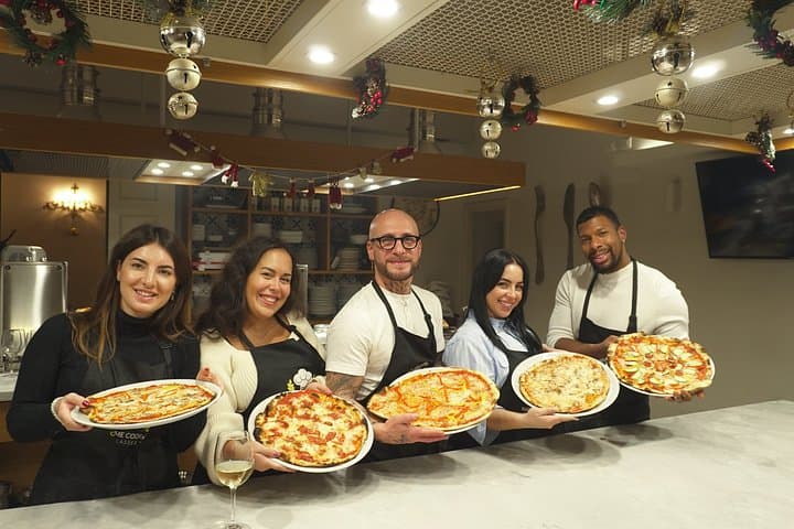 Pizza and Gelato Making Class in the Heart of Rome
