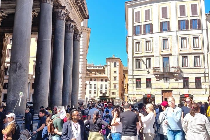 Rome Pantheon Tour with Audio Guide Tour