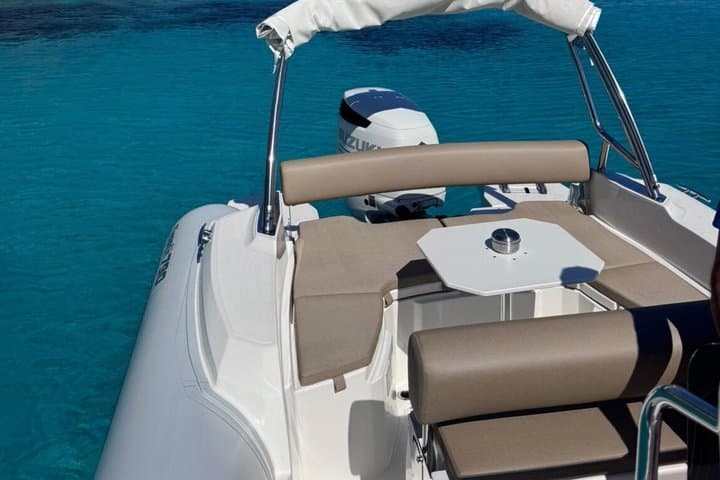 Daily Private Boat Tour in the La Maddalena Archipelago