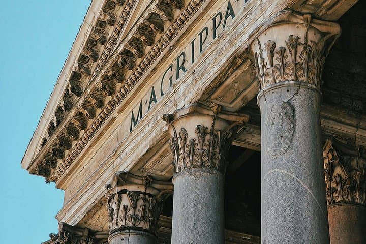 Rome Pantheon Fast Track Entrance with Audio Guide and Host