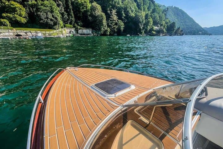 Exclusive Private Guided Boat Tour on Lake Como 1H - 4H