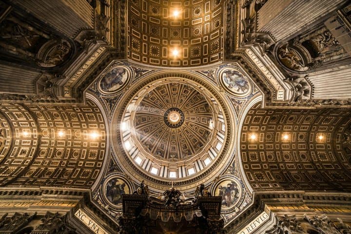 Vatican City: St. Peter's Basilica Priority Entry & Audio Guide
