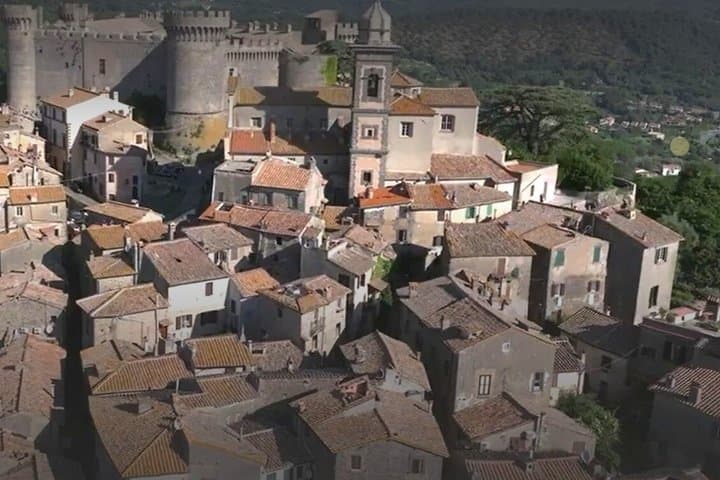From Rome Ancient Castle Tour of Bracciano Orsini with Lunch