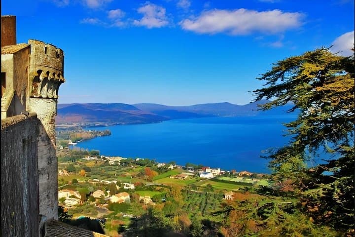 From Rome Ancient Castle Tour of Bracciano Orsini with Lunch