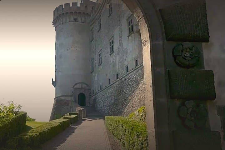 From Rome Ancient Castle Tour of Bracciano Orsini with Lunch