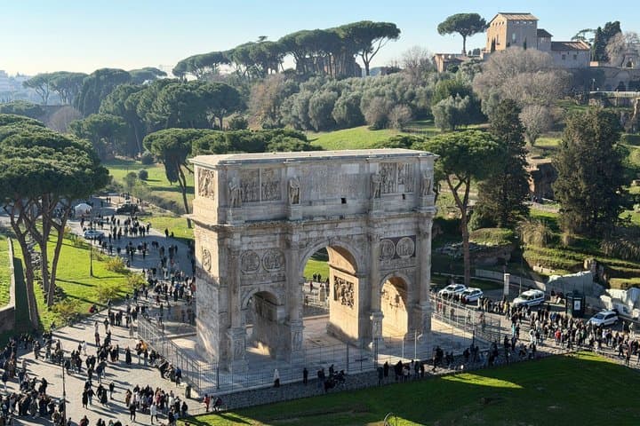 Rome Unveiled: Private Golf Cart Journey Through Ancient Wonders