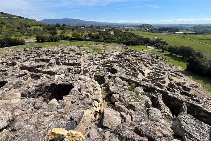 Tour of Barumini Nuraghe - A must-see in Sardinia!