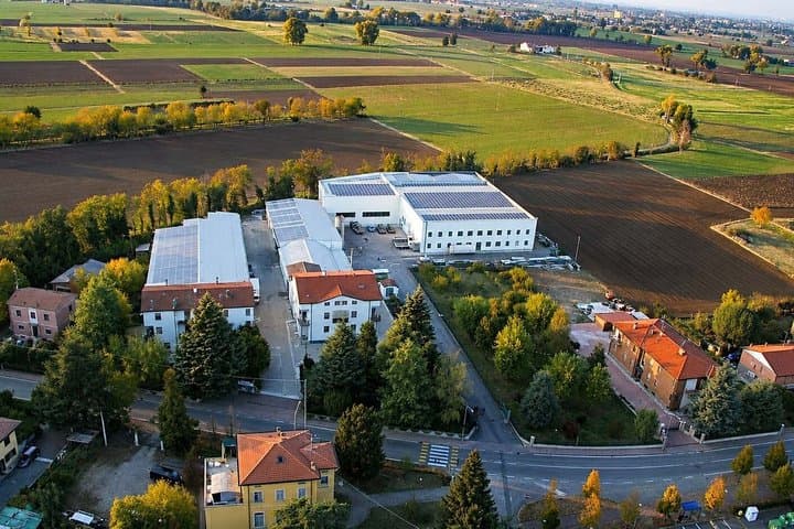 Parma: visit to the cheese factory and masterclass on Parmigiano Reggiano