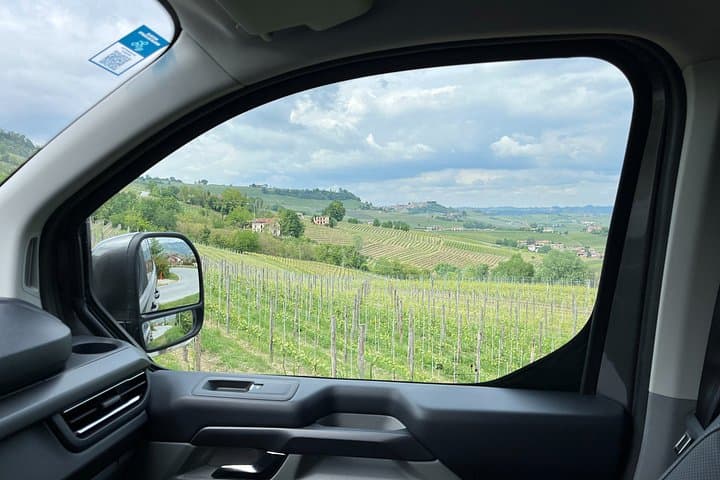 Private Barolo Wine Tour from Milan – Boutique Winery & Pick-up