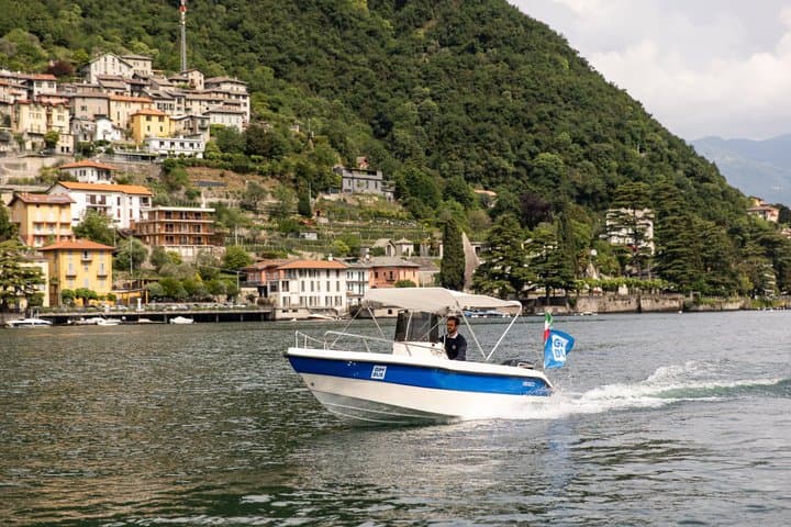 Private Boat Tour : Discover Lake Como