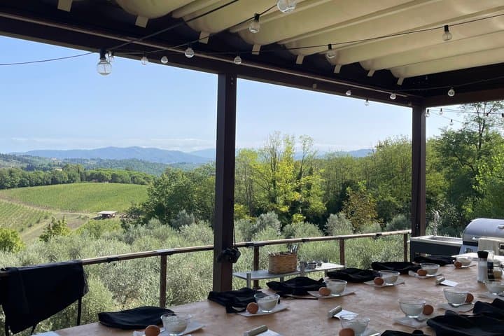 Cooking Class on a Family Farm in Chianti with Lunch