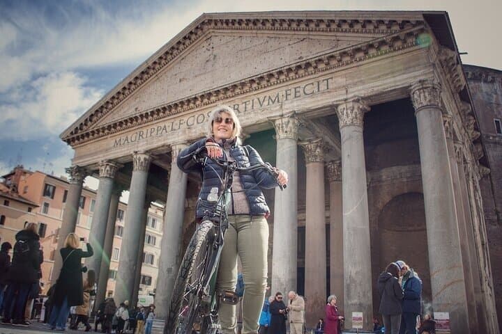 Rome City Center & Ancient Appian Way: 2-Day E-Bike Grand Tour