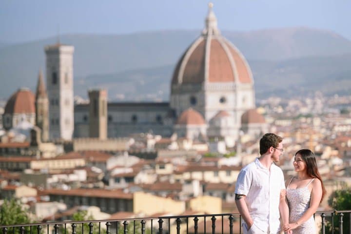 Private Photoshoot in Florence – Couples, Families & Proposals