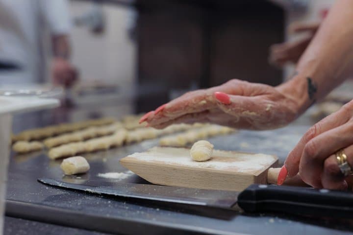 Authentic Gnocchi Cooking Class in Rome - Piazza Navona