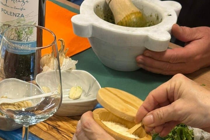 Cinque Terre, Genoese Pesto Experience and Gnocchi Lunch