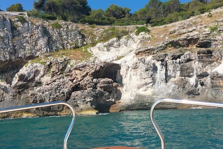 Two-Hour Boat Tour from Castro to Santa Cesarea Terme