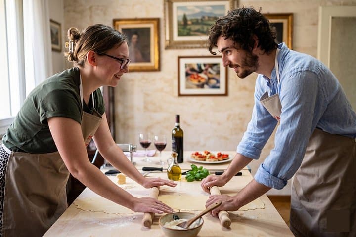 Pasta Cooking Class Arezzo: Colorful Tagliatelle & Ravioli