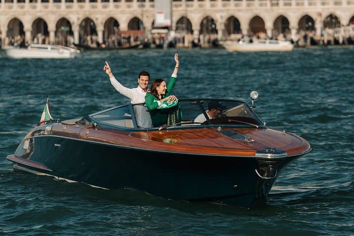 VIP Private Luxury Boat Tour - Riva Aquariva Yacht Venice