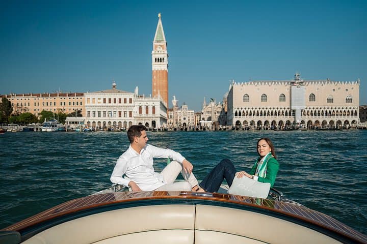 VIP Private Luxury Boat Tour - Riva Aquariva Yacht Venice