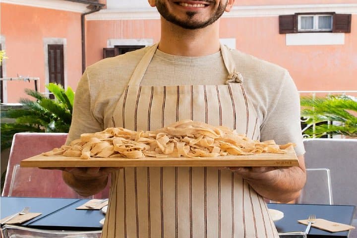 Rooftop Pasta and Cocktails Cooking Class in Rome