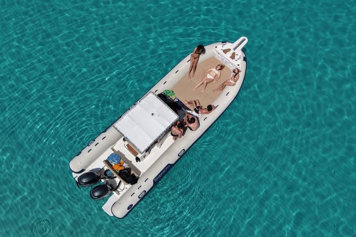 Full Day Tour Egadi Favignana and Levanzo with Lunch and Aperitif