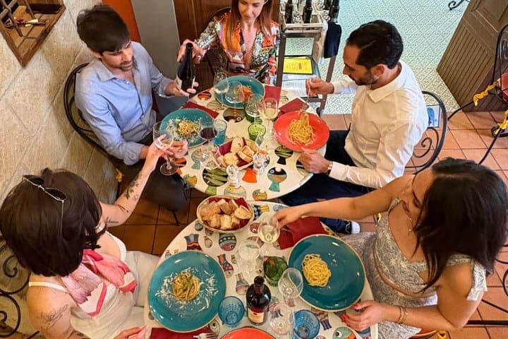 Sorrento Food Experience: 3 Spaghetti Tastings, Wine & Limoncello