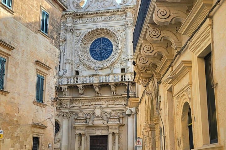 Lecce Guided Tour : Baroque City + Church Access Included