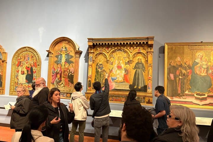 Direct Access Accademia & David Small Group Guided Tour