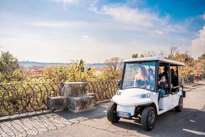 Private Tour of Rome by Golf Cart Gems and Photo Stops