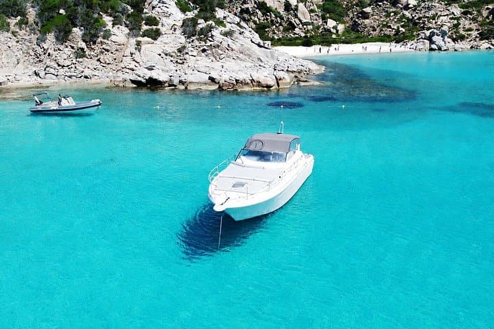 Private boat tour of the archipelago of la maddalena