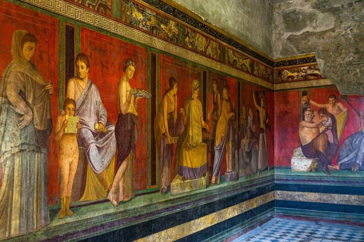 Day Trip from Rome to Amalfi and Pompeii
