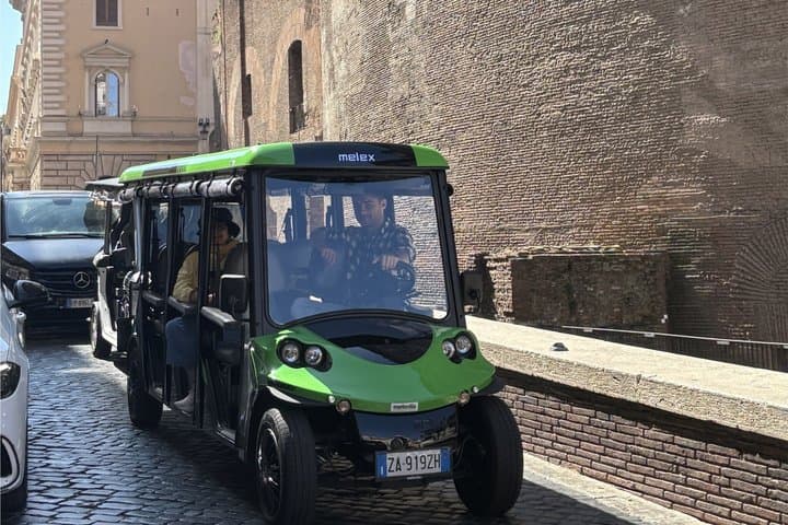 Rome Family Golf Cart Tour with Gelato
