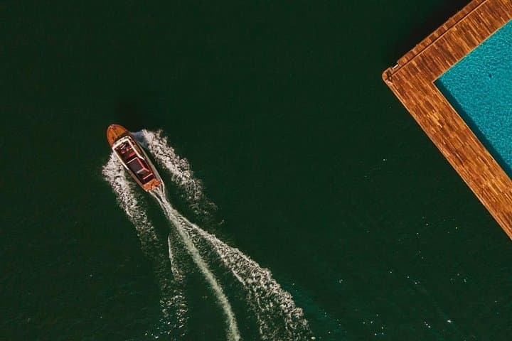 Private Wooden Boat Tour on Lake Como: Villages and Villas