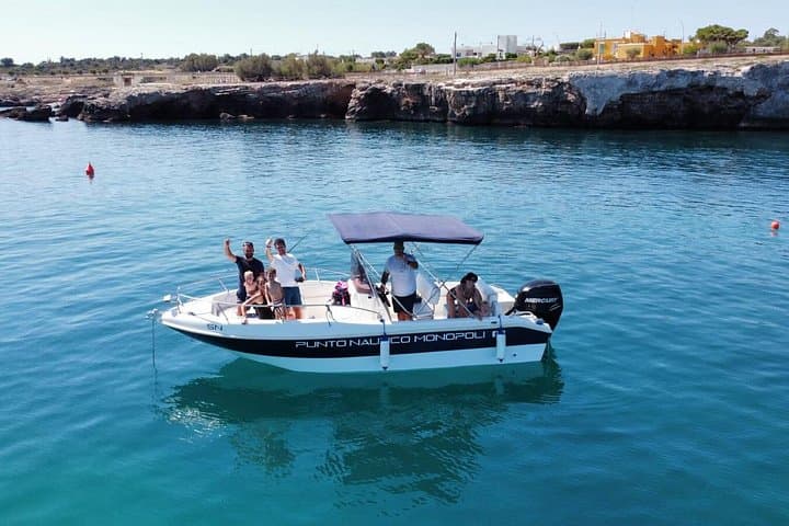 Private 2-Hour Tour from Monopoli to the Polignano Caves with Prosecco