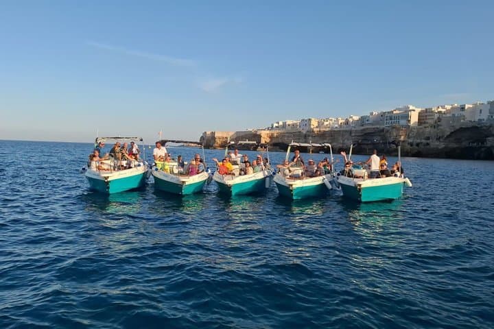 Polignano Experience from Bari boat cruise and Cooking Class