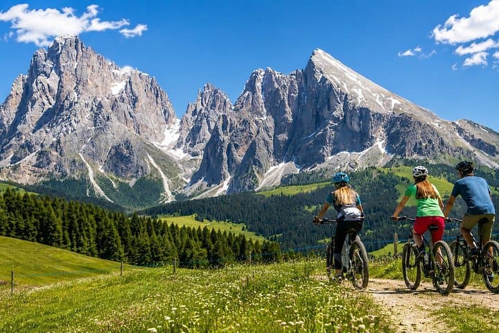Alpe di Siusi eBike tour to the Seiser Alm mountain hut