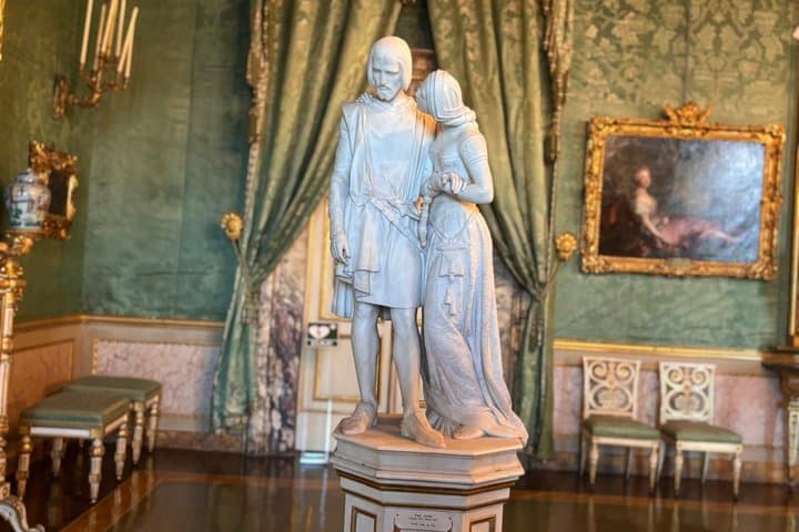 Private Tour of Pitti Palace with Boboli Garden