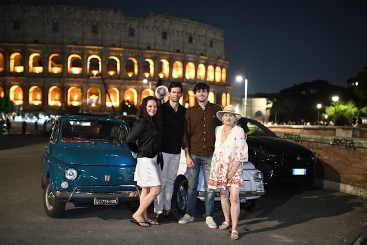 Rome by night in Fiat 500 Vintage, with a true local