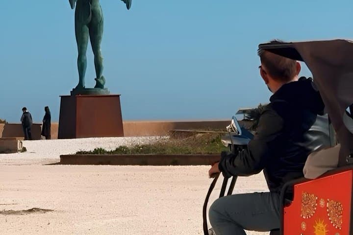 Syracuse Tour of Ortigia Island in Tuk Tuk with local guide