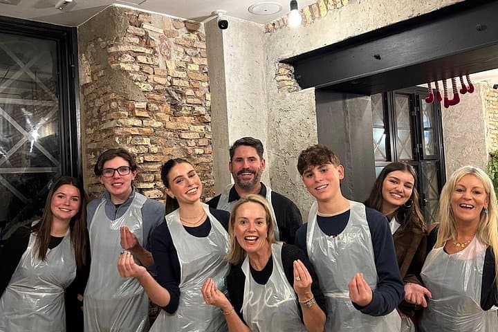 Bari Pizza and Tiramisu Class with Wine and Gelato