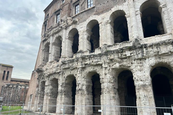 Rome Golf Cart Experience Trevi Fountain, Pantheon & Secret Spots