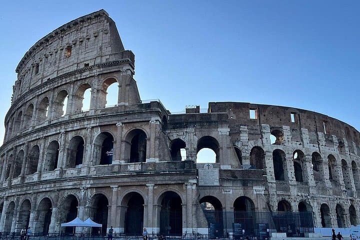 Dream Tour Colosseum History Legends and Secrets (semi-private)