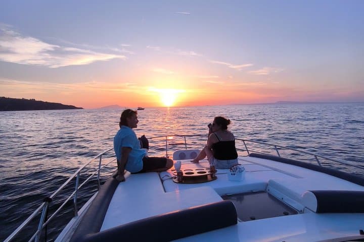 Sorrento Coast - Small Group Sunset Boat Experience