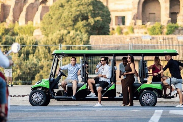 Rome Sunset Golf Cart Tour with Local Expert & Spritz